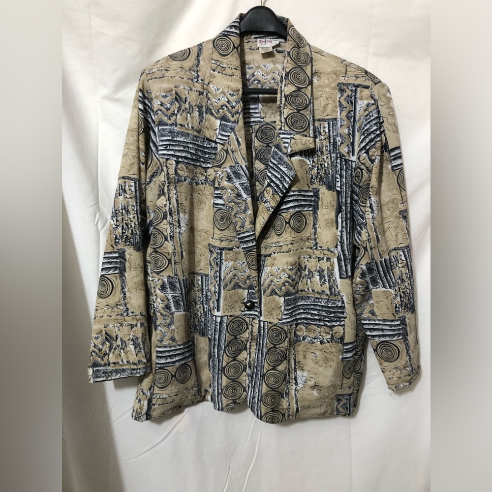 Women’s lightweight blazer